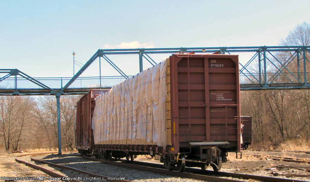 CN 624023 loaded